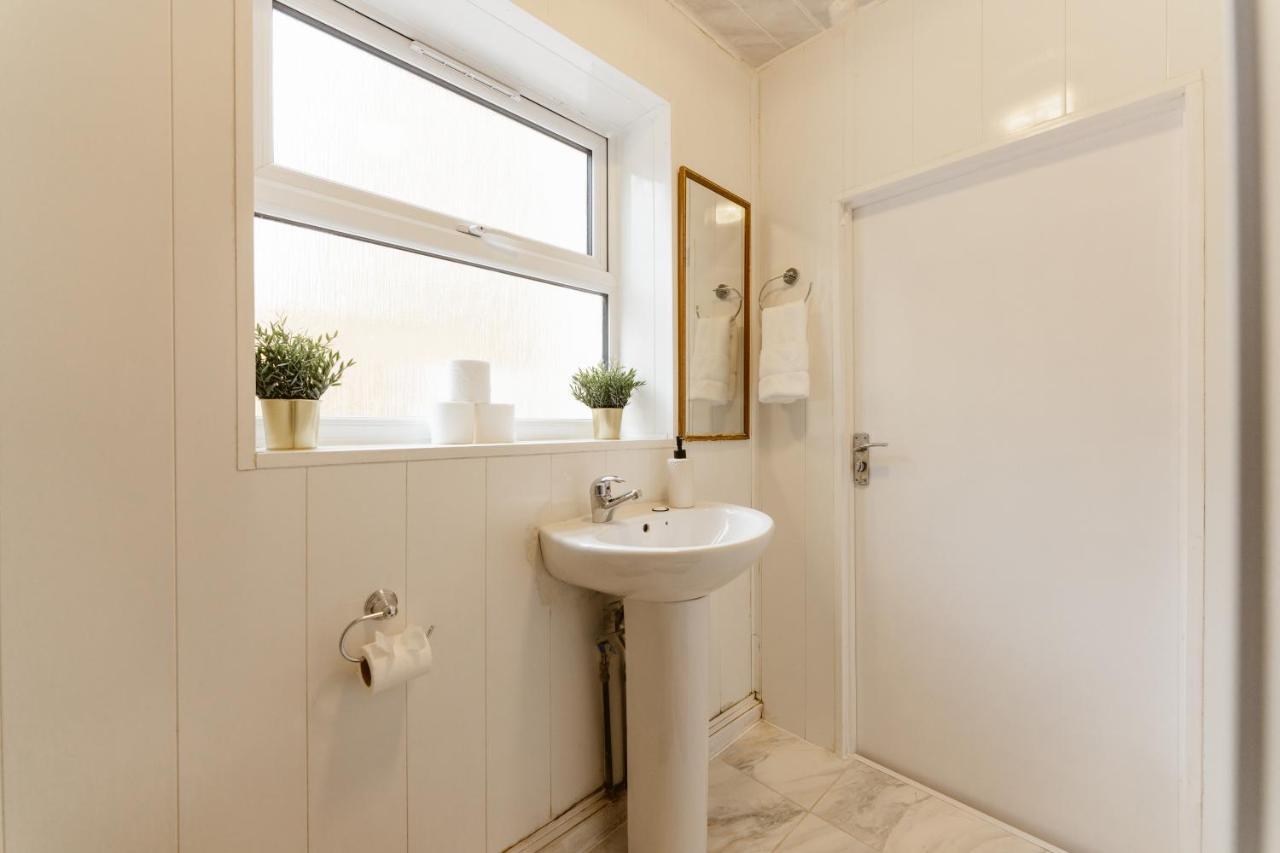 לונדון Great Rooms In Plaistow מראה חיצוני תמונה