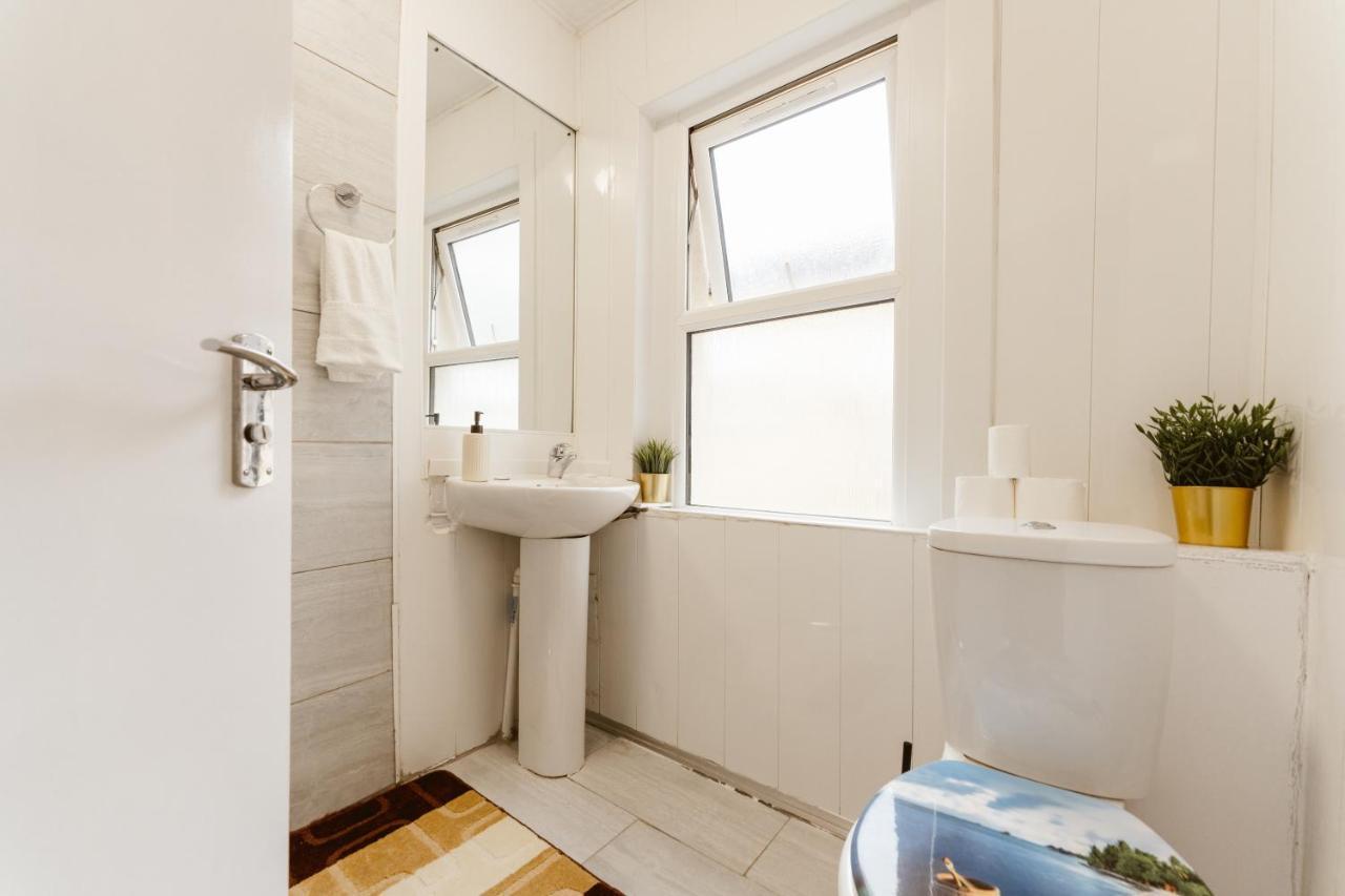 לונדון Great Rooms In Plaistow מראה חיצוני תמונה