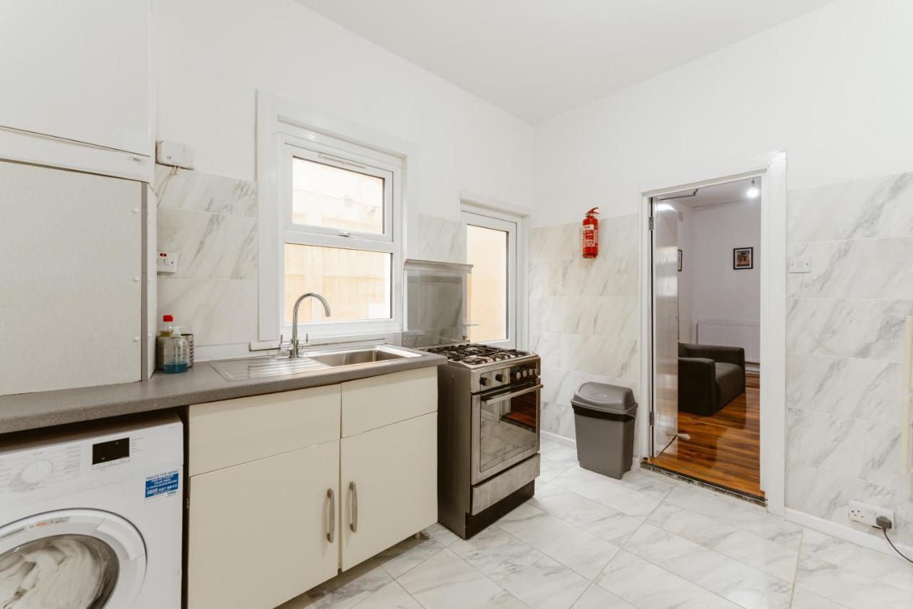 לונדון Great Rooms In Plaistow מראה חיצוני תמונה